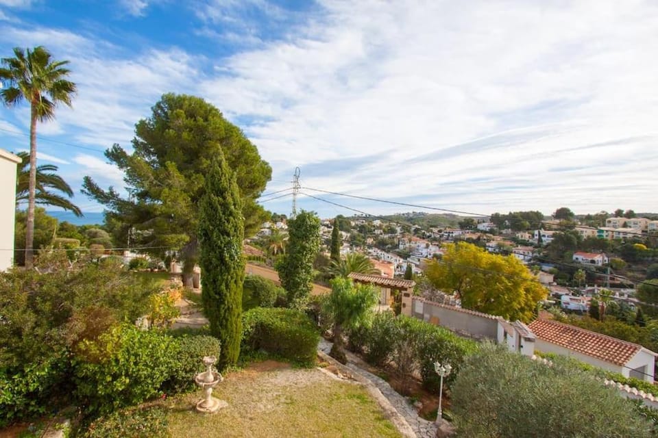 Askania villa by costablancarent Villa in Marina Alta