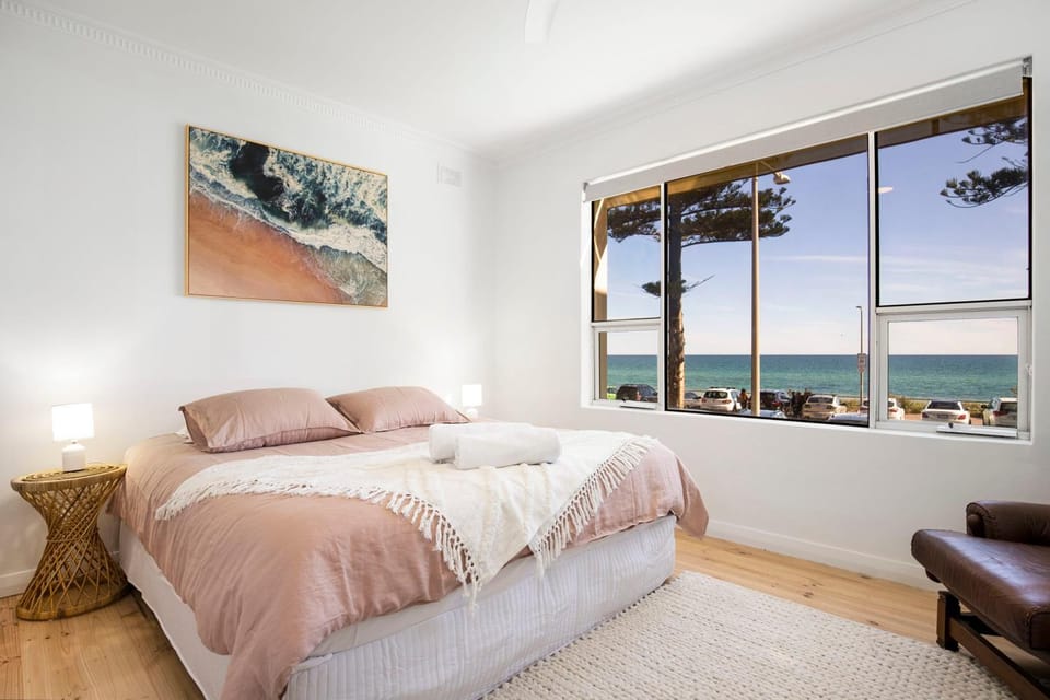 Luxury Beachfront Retreat on Henley Beach Esplanade Apartment in Adelaide