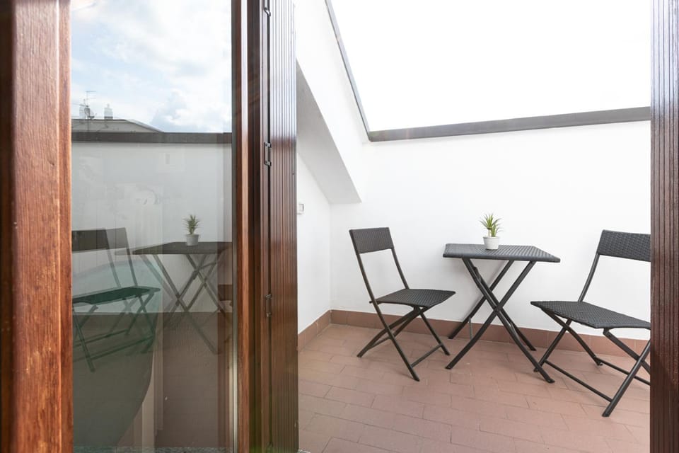 Balcony/Terrace, Dining area