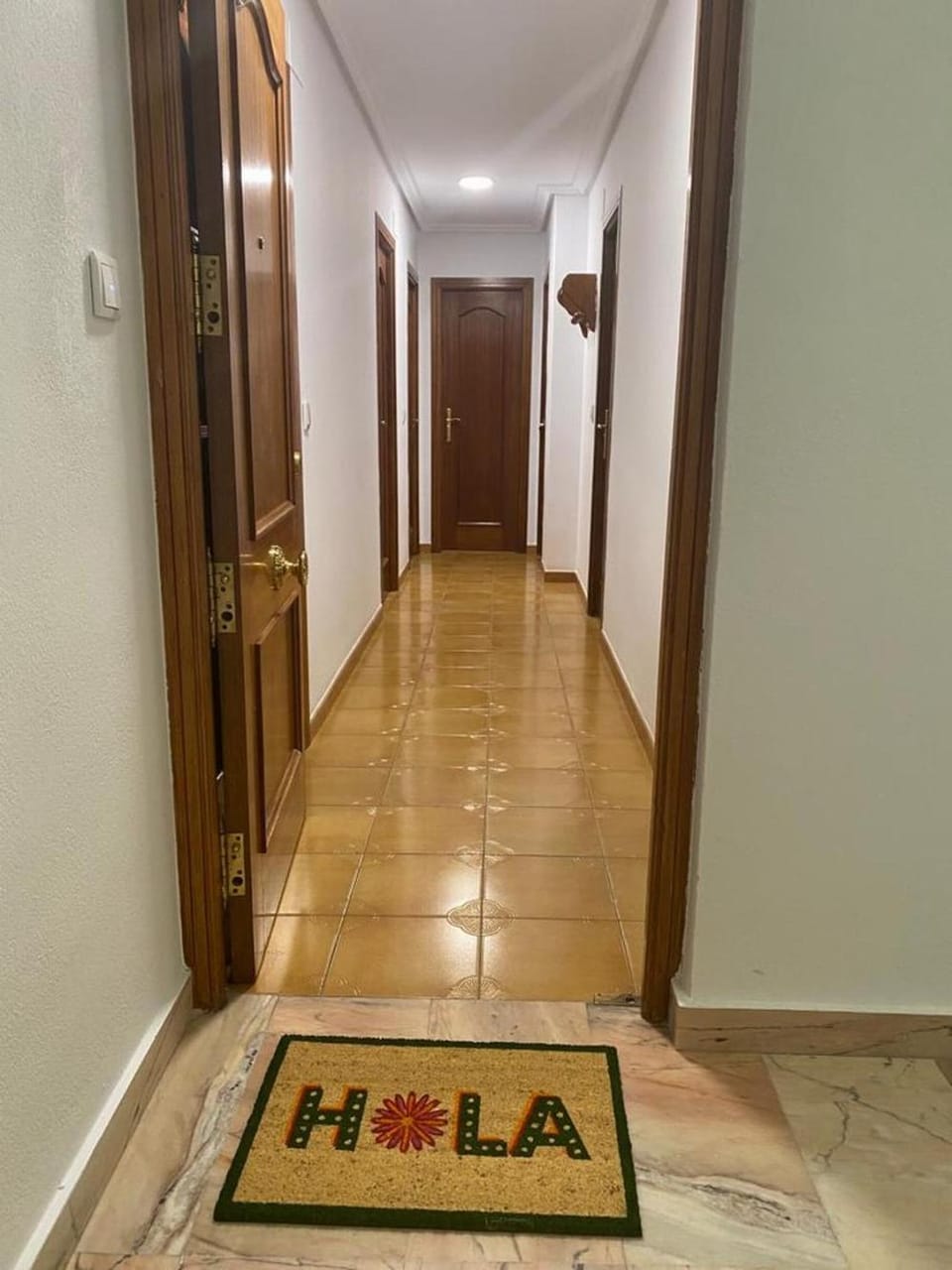Lobby or reception, Text overlay