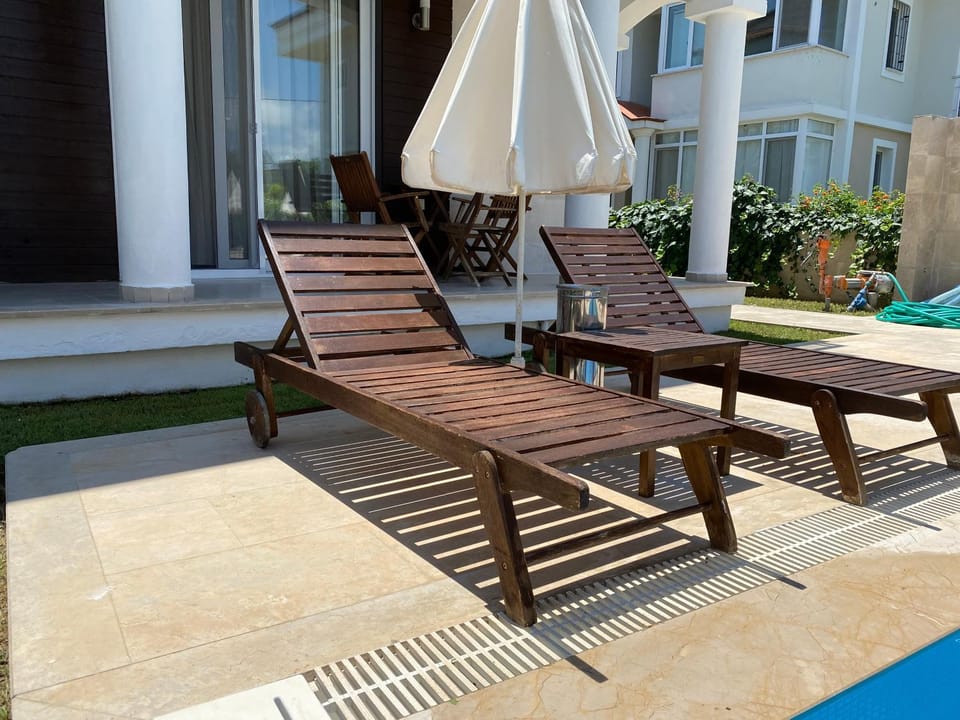 Patio, Balcony/Terrace, sunbed