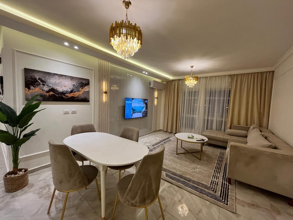 Madinaty, Elite apartment for families and couples only B11 garden view Apartment in New Cairo City