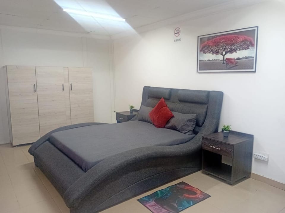 Platinum Guesthouse Bed and Breakfast in North West, South Africa
