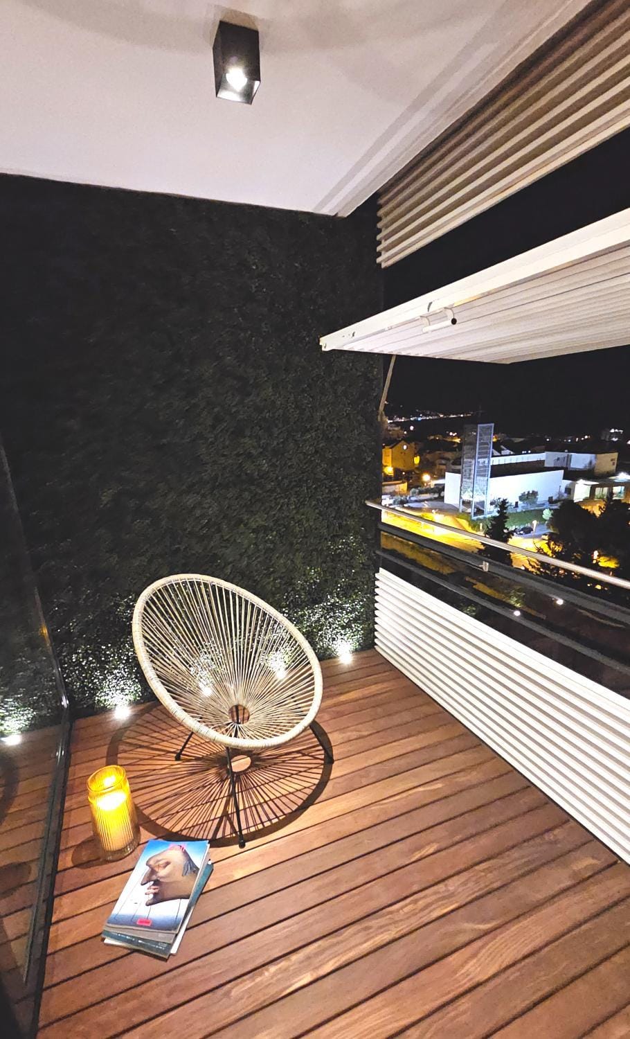 Night, Balcony/Terrace