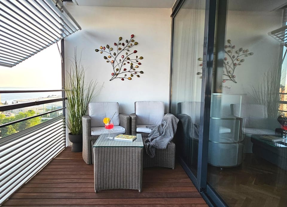 Balcony/Terrace, Seating area