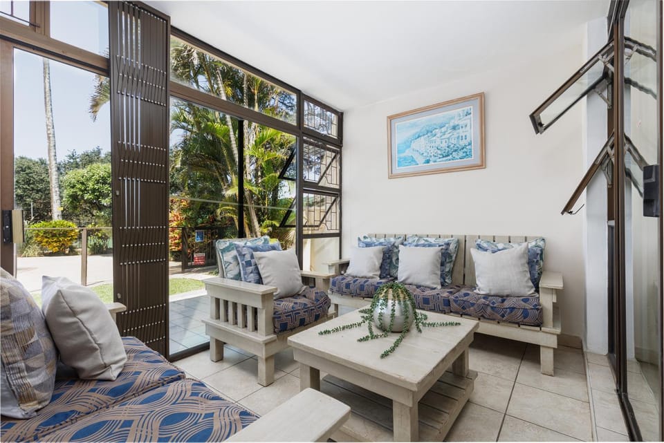 Patio, Seating area