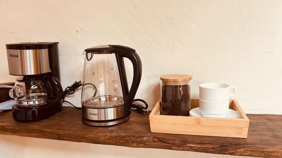 Coffee/tea facilities