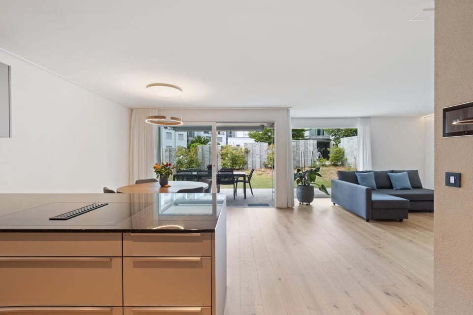 Patio, Kitchen or kitchenette, Living room, Seating area, Dining area, heating