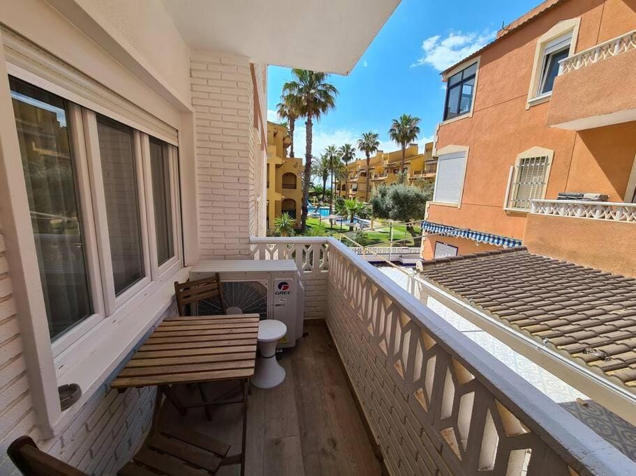 View (from property/room), Balcony/Terrace, Seating area