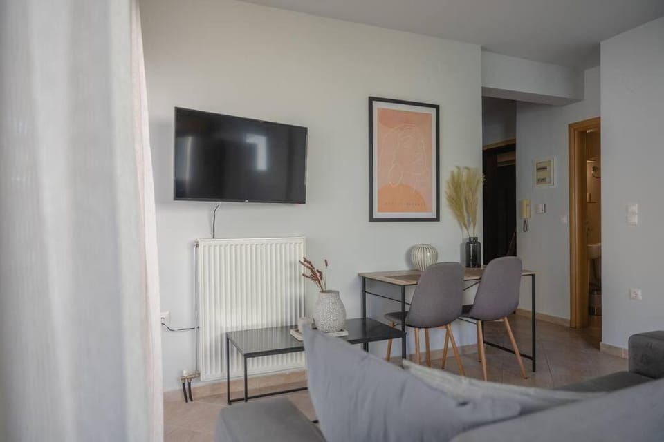 TV and multimedia, Living room, Dining area