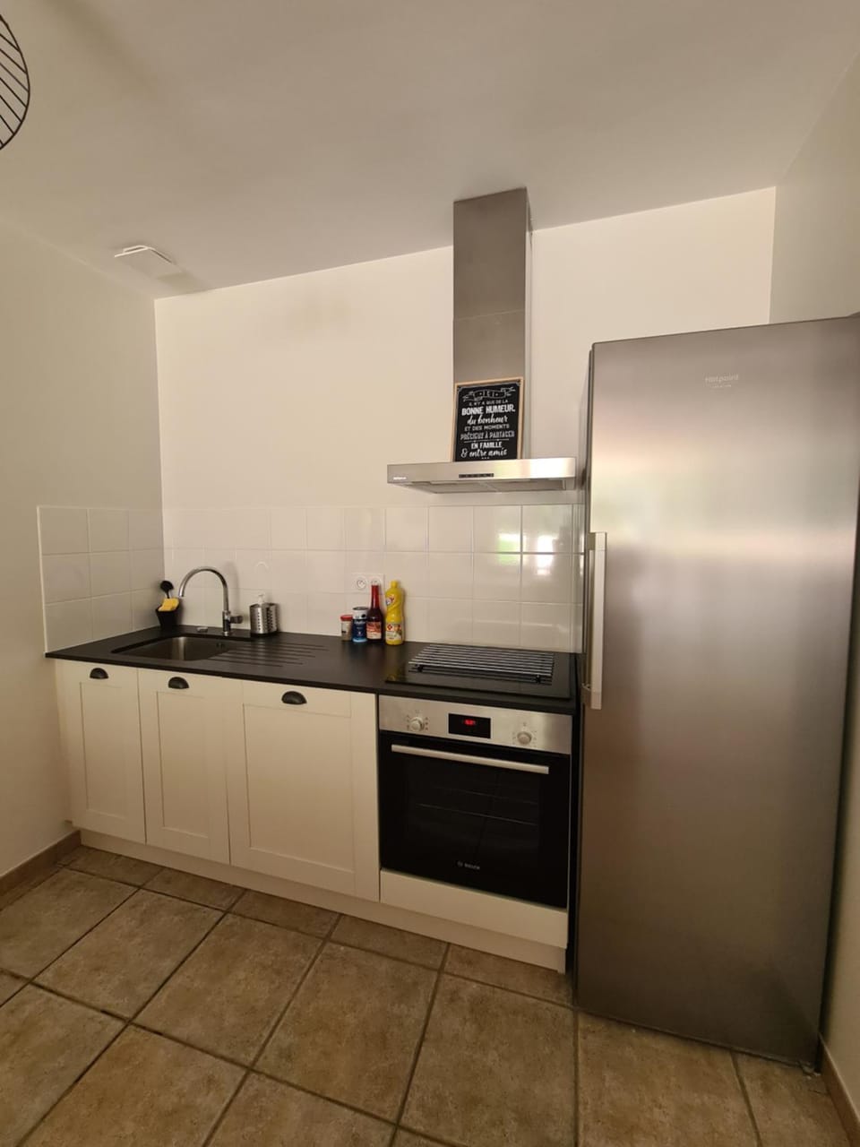 dishwasher, pet friendly, kitchen