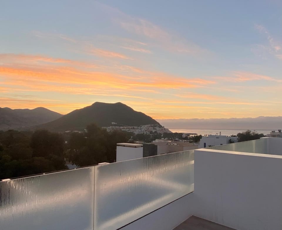 Natural landscape, View (from property/room), Mountain view, Sea view, Sunrise