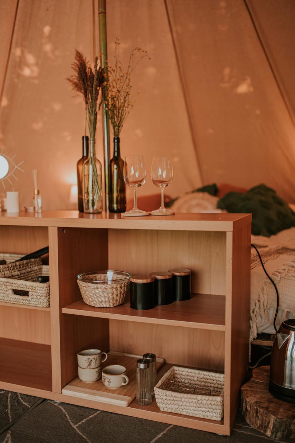 Coffee/tea facilities, Kitchen or kitchenette