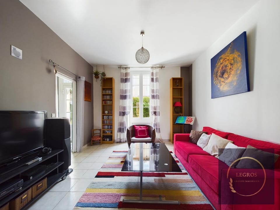 Communal lounge/ TV room