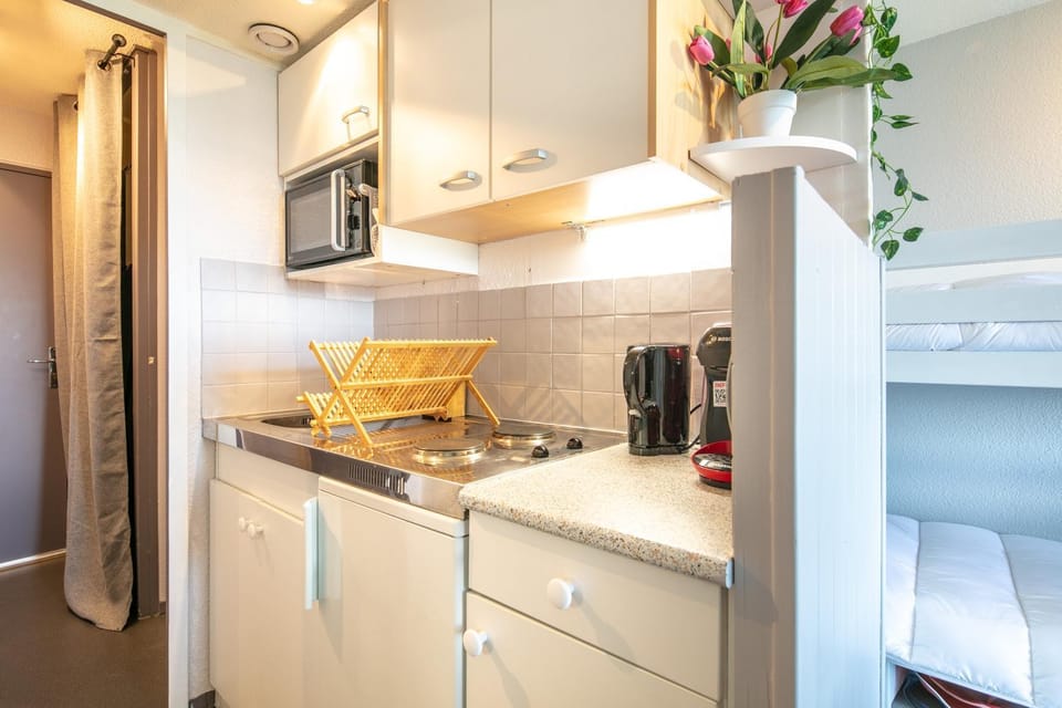 Kitchen or kitchenette, Other