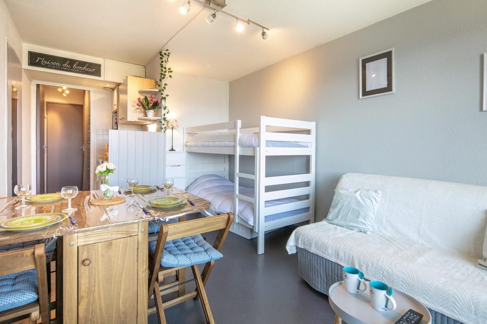 Living room, Other, bunk bed