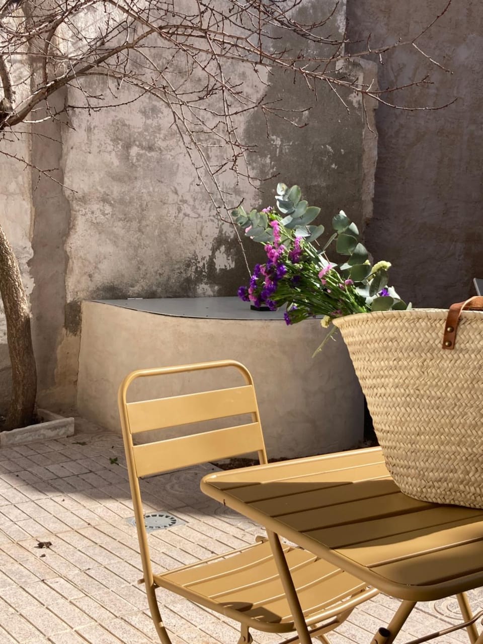 Patio, Decorative detail