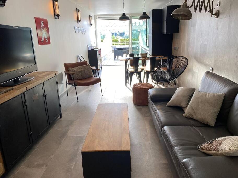 Appart 113, Port Ambonne au village naturiste Apartment in Agde