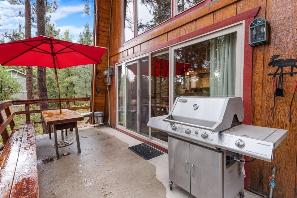Day, BBQ facilities, View (from property/room), Balcony/Terrace, Seating area