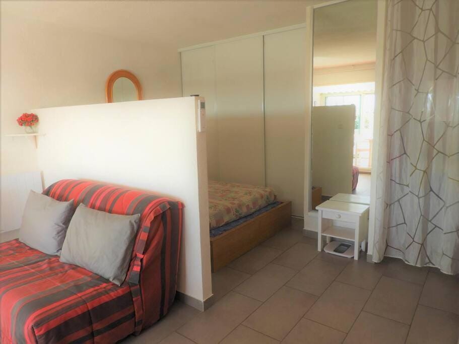 Appart 36, Port Nature 2 au village naturiste Apartment in Agde