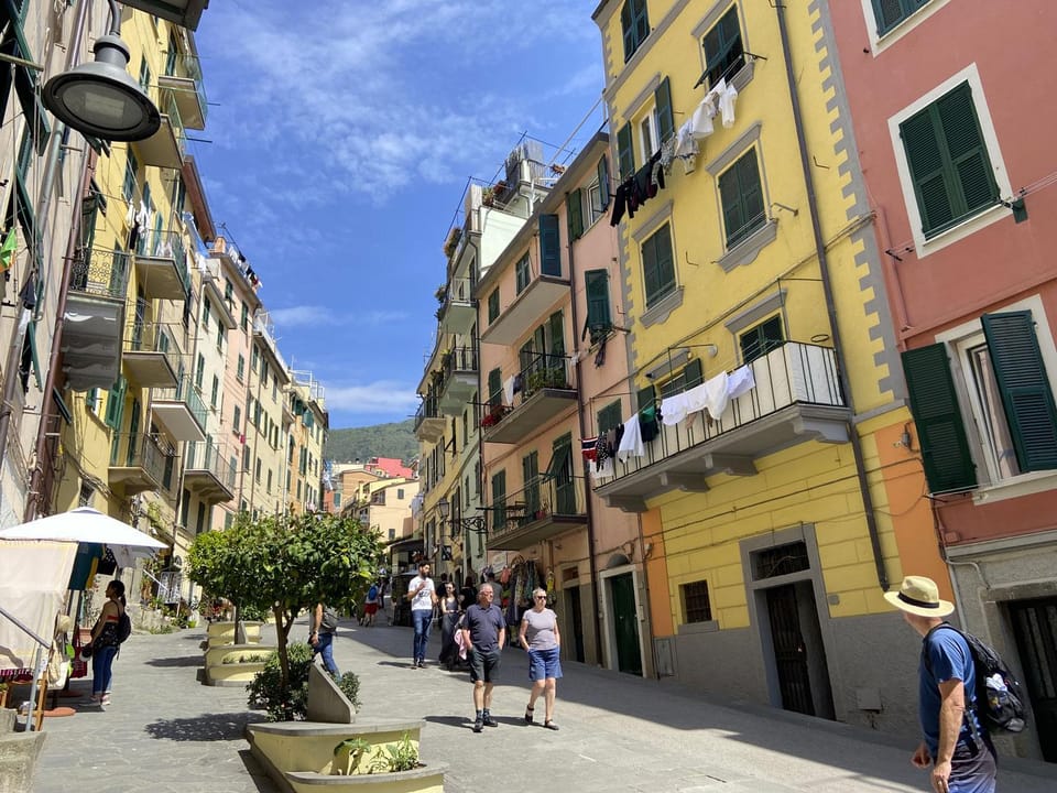 Property building, Neighbourhood, City view