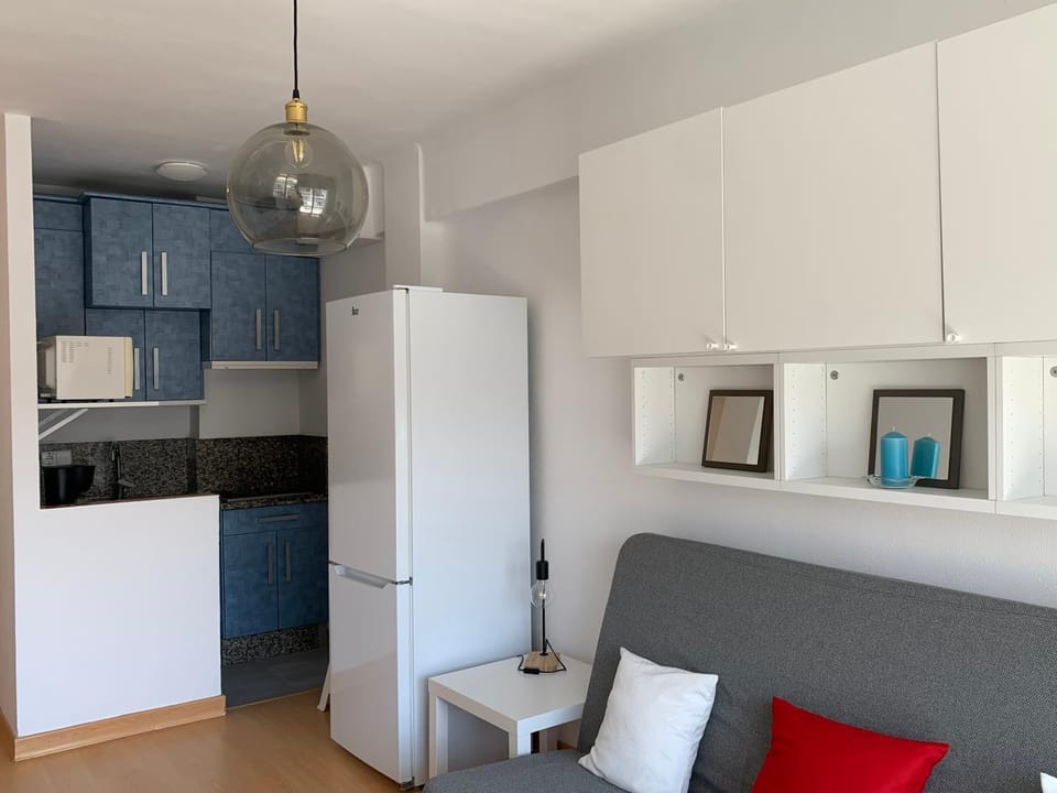 Central Studio Near the Beach - LUAL Apartment in Nerja