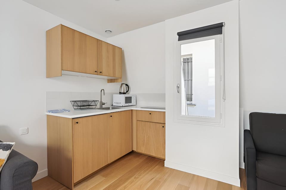 Kitchen or kitchenette, stove
