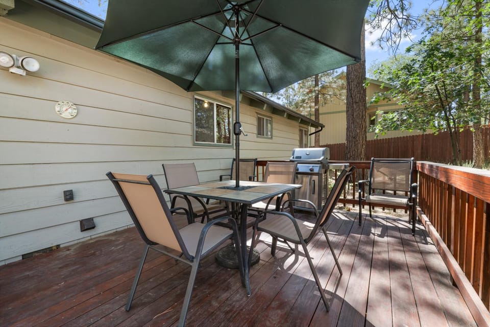 BBQ facilities, Balcony/Terrace, Seating area