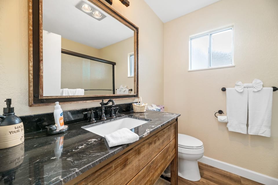 Toilet, Bathroom