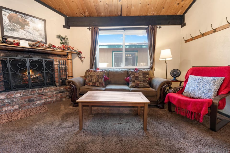 Living room, Seating area, flat iron