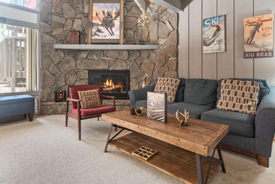 Living room, Seating area, flat iron