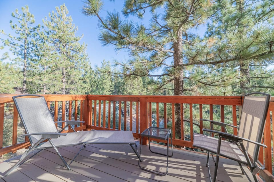 Patio, Day, Natural landscape, View (from property/room), Balcony/Terrace