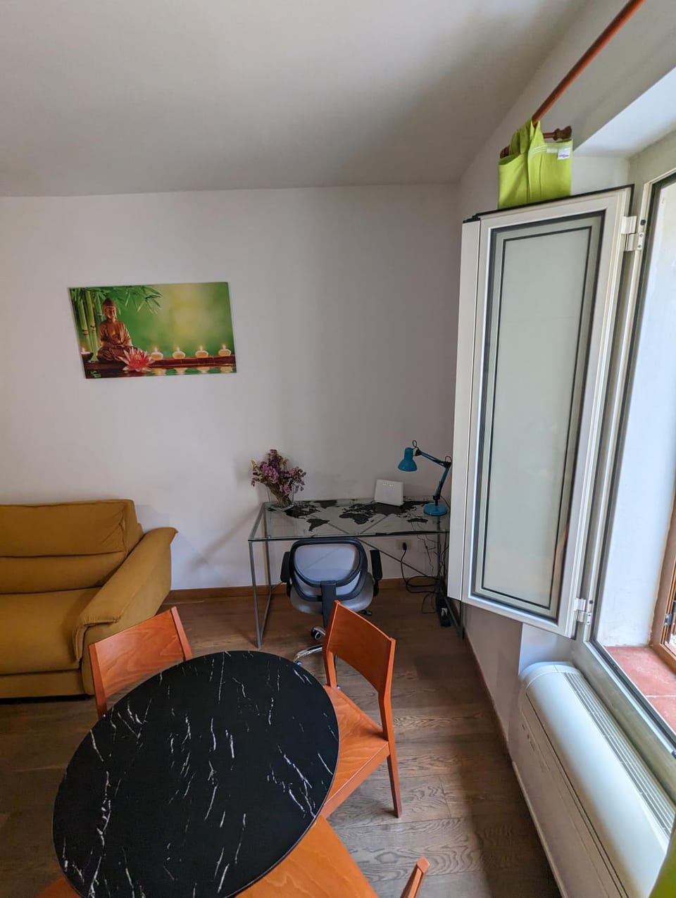 Seating area