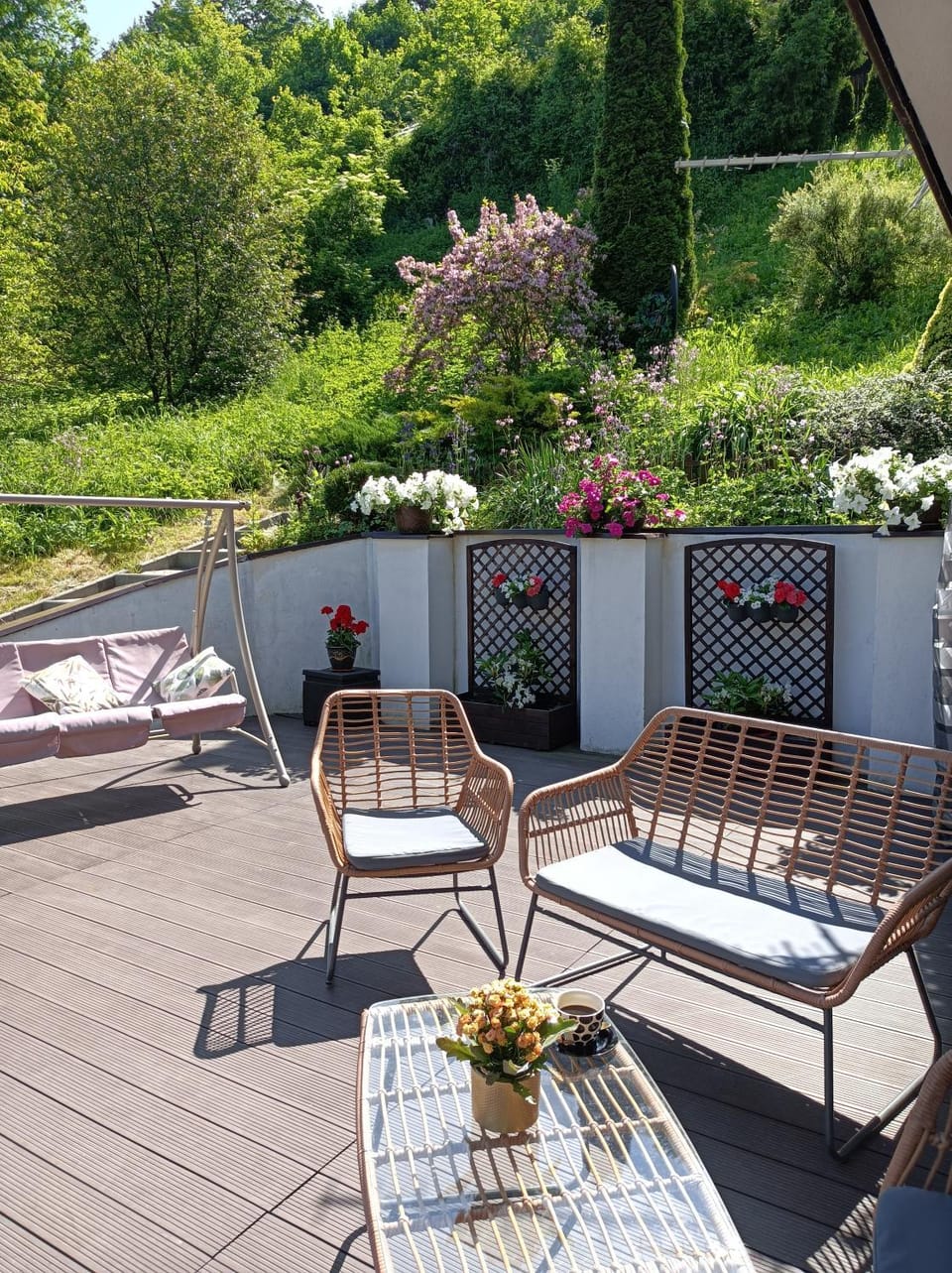 Garden, Balcony/Terrace
