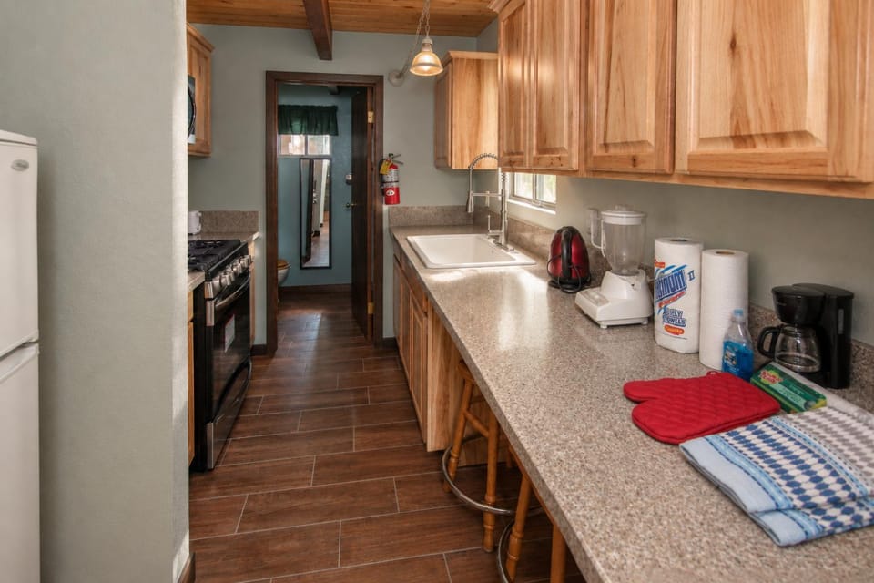 kitchen, kitchen
