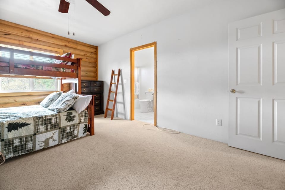 Bed, Bedroom, bunk bed, fireplace, wardrobe