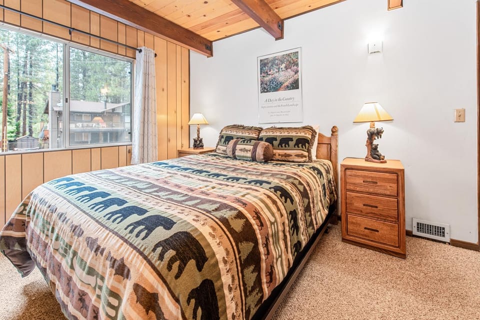 Bed, Bedroom