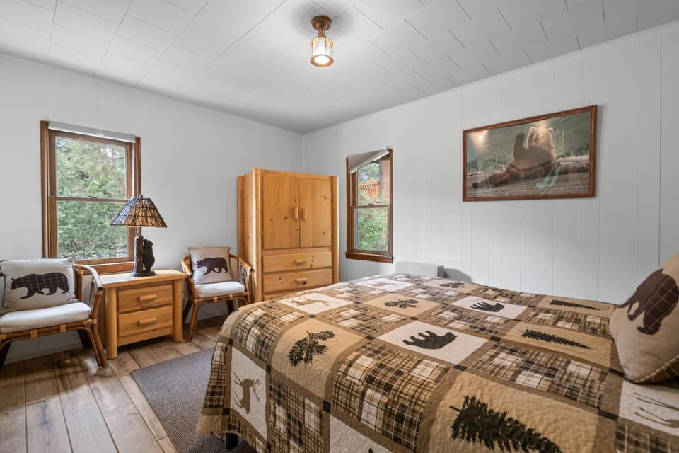 Bed, Bedroom