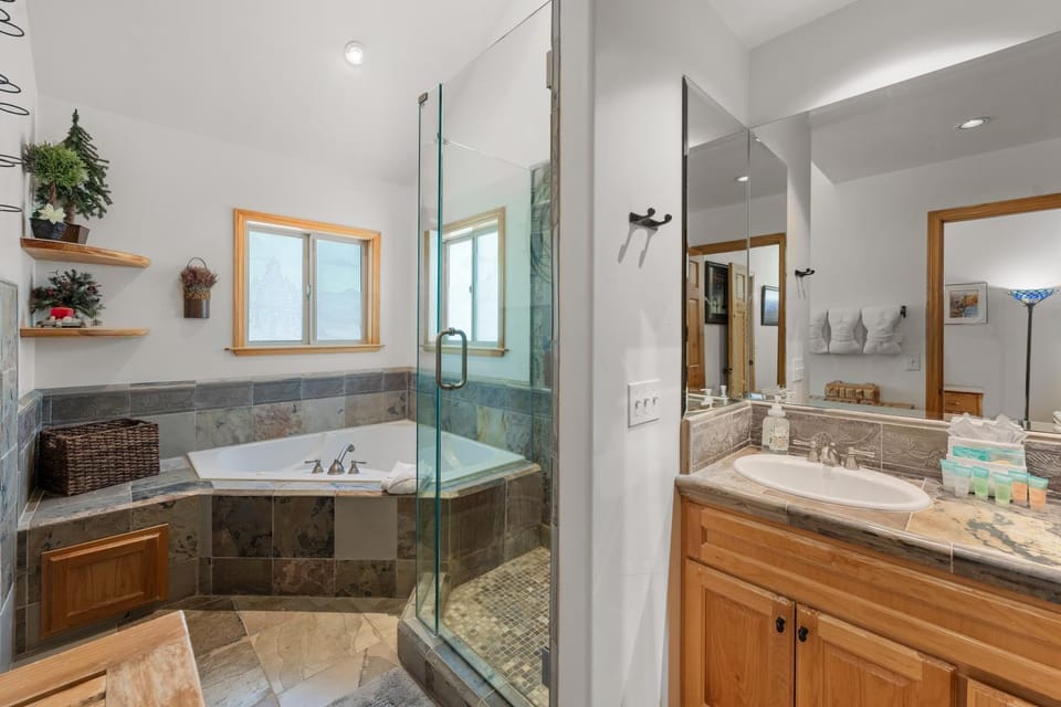 Bathroom, Bath