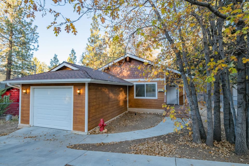 Property building, Natural landscape, Street view