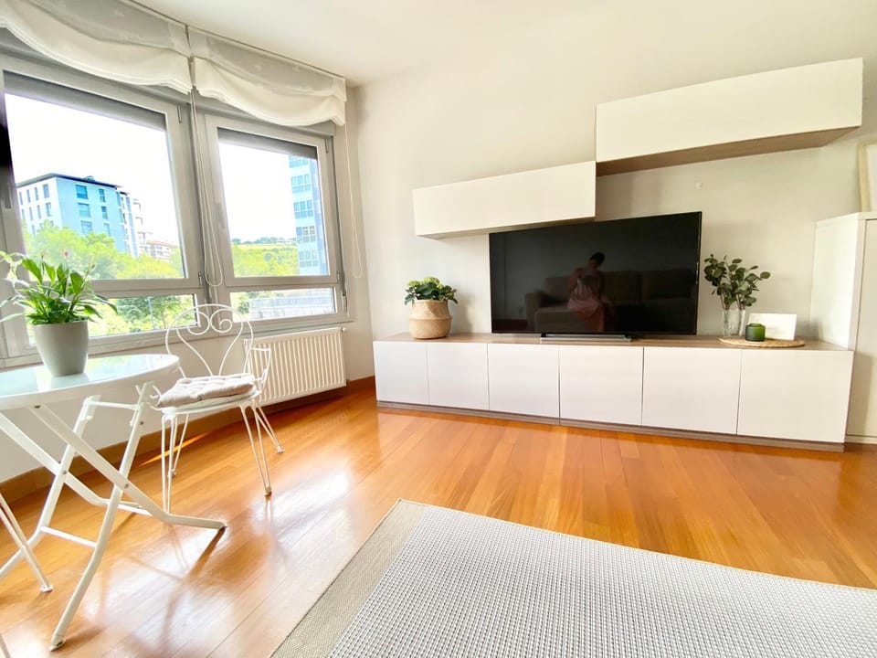 TV and multimedia, Living room, Seating area