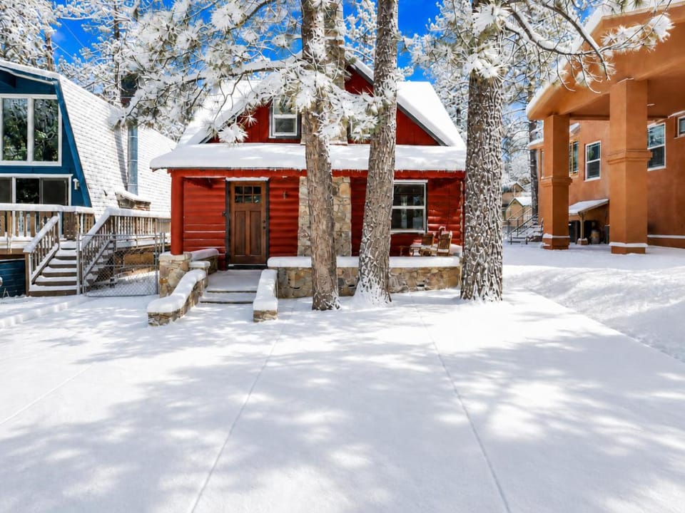 Property building, Winter