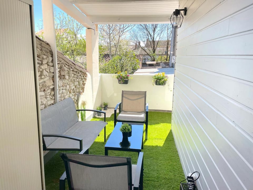 Property building, Patio, Day, View (from property/room), Balcony/Terrace