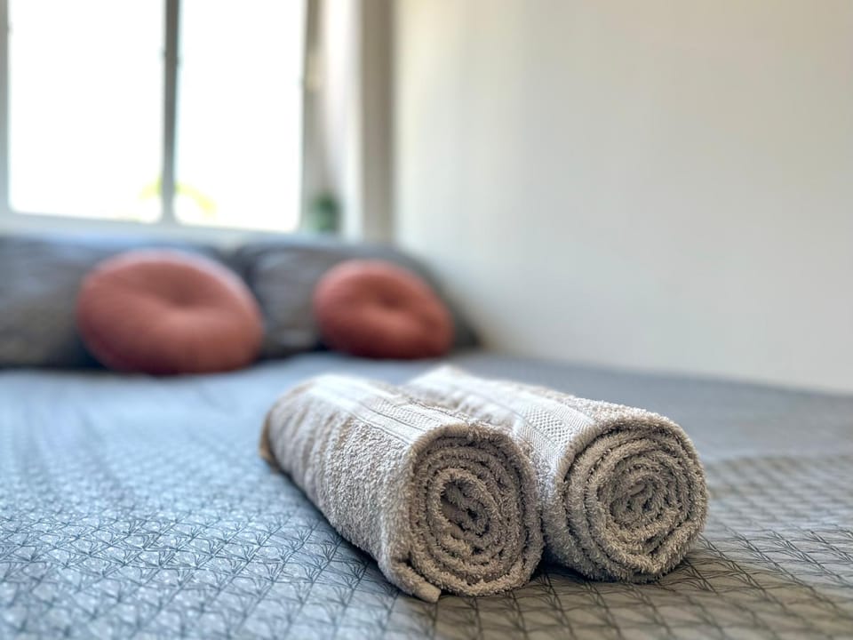Bed, Photo of the whole room, Bedroom, towels