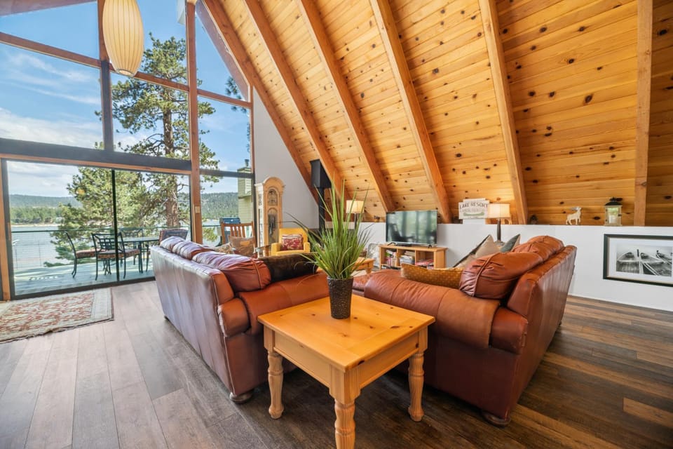 Patio, Natural landscape, View (from property/room), Balcony/Terrace, Living room, Seating area