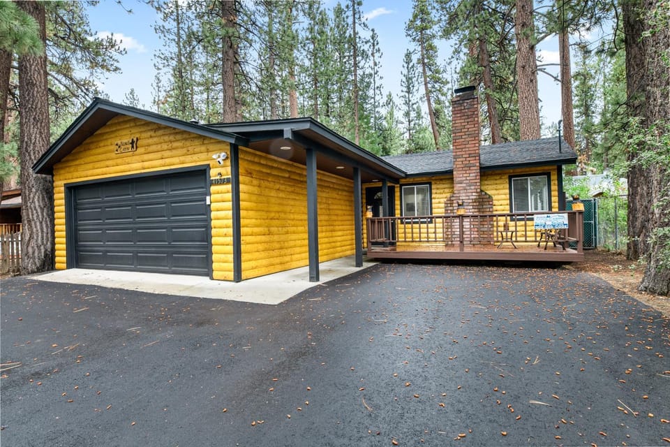 Property building, Day, Natural landscape