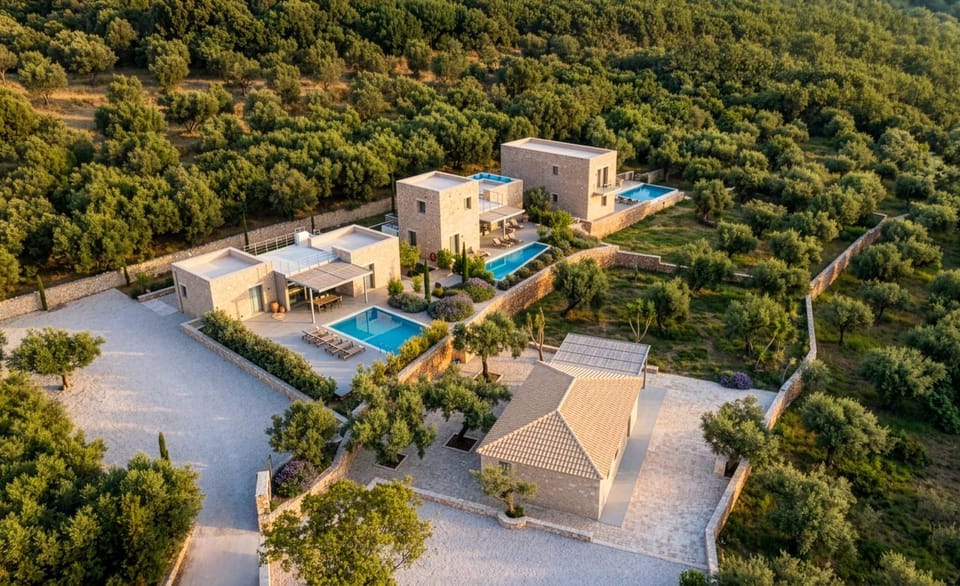 Property building, Swimming pool