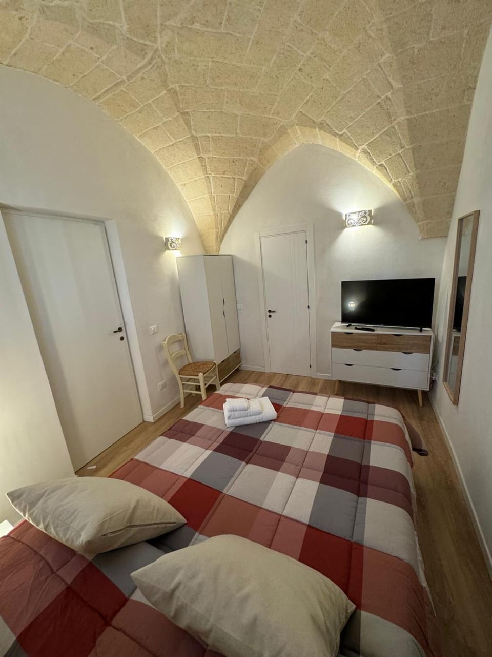 TV and multimedia, Bedroom