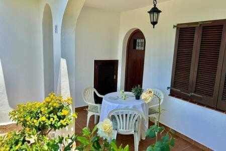 SON BOU– Apartamento en planta baja junto la playa Apartment in San Jaime Mediterráneo