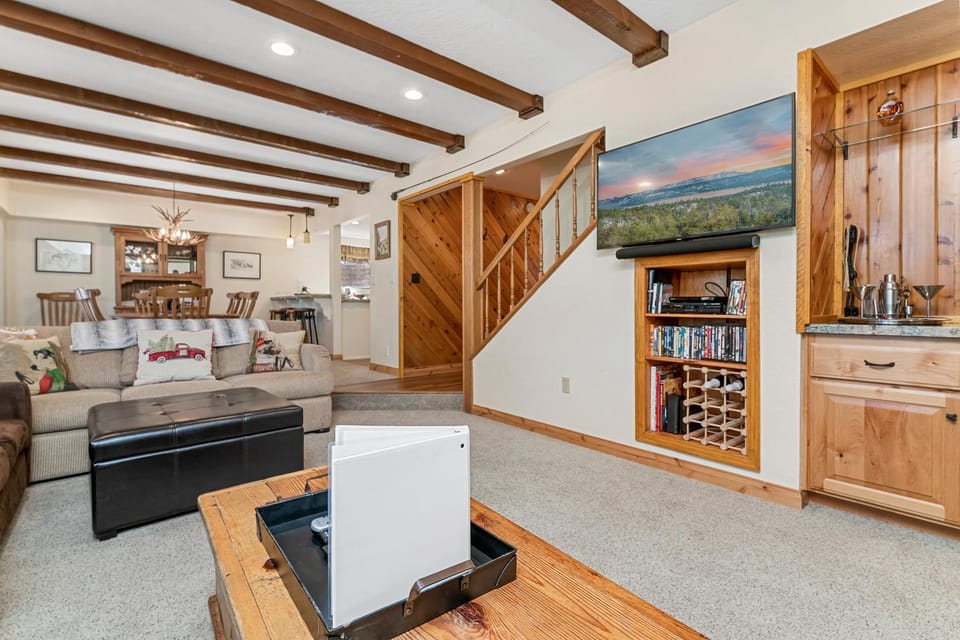 TV and multimedia, Living room, Seating area